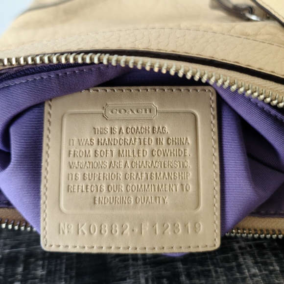 Coach Vintage Pebbled Leather Crossbody Bag #F12319 - Picture 11 of 11